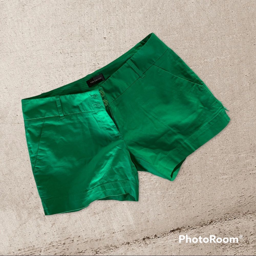 🌞New Listing🌞 The Limited Shorts